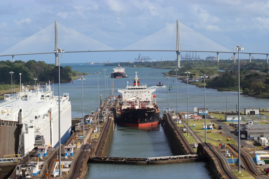 La sequía reduce a 34 los cruces diarios en Panamá y reaviva el interés por el Corredor de Tehuantepec