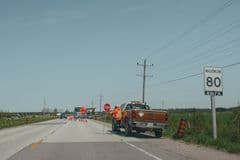 Rehabilitan 33 kilómetros de la carretera federal 57 entre Nava y Piedras Negras, con cierres parciales de carril