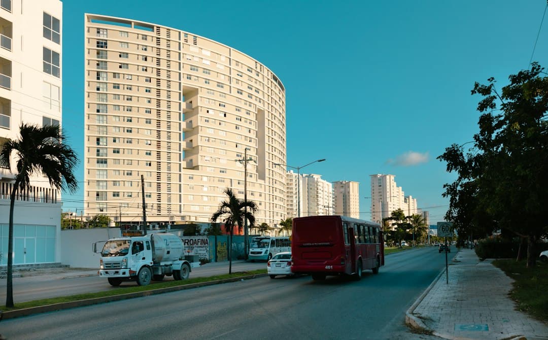 Benito Juárez creará una dependencia municipal para regular la micromovilidad en Cancún