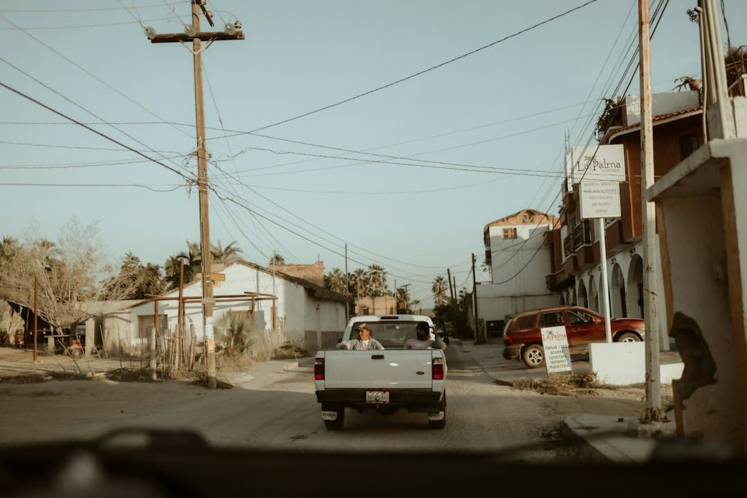 La Paz aprueba alza de 12 a 16 pesos al pasaje urbano; suburbano a El Centenario y Chametla sube a 18